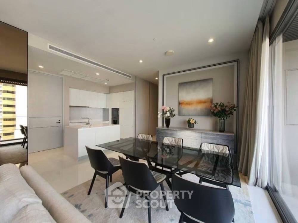 รูป ใกล้ BTS พร้อมพงษ์ 100 ม. 2 ห้องนอน ชั้นสูง Vittorio Sukhumvit 39 (ID 3074326) - รูปที่ 4/10