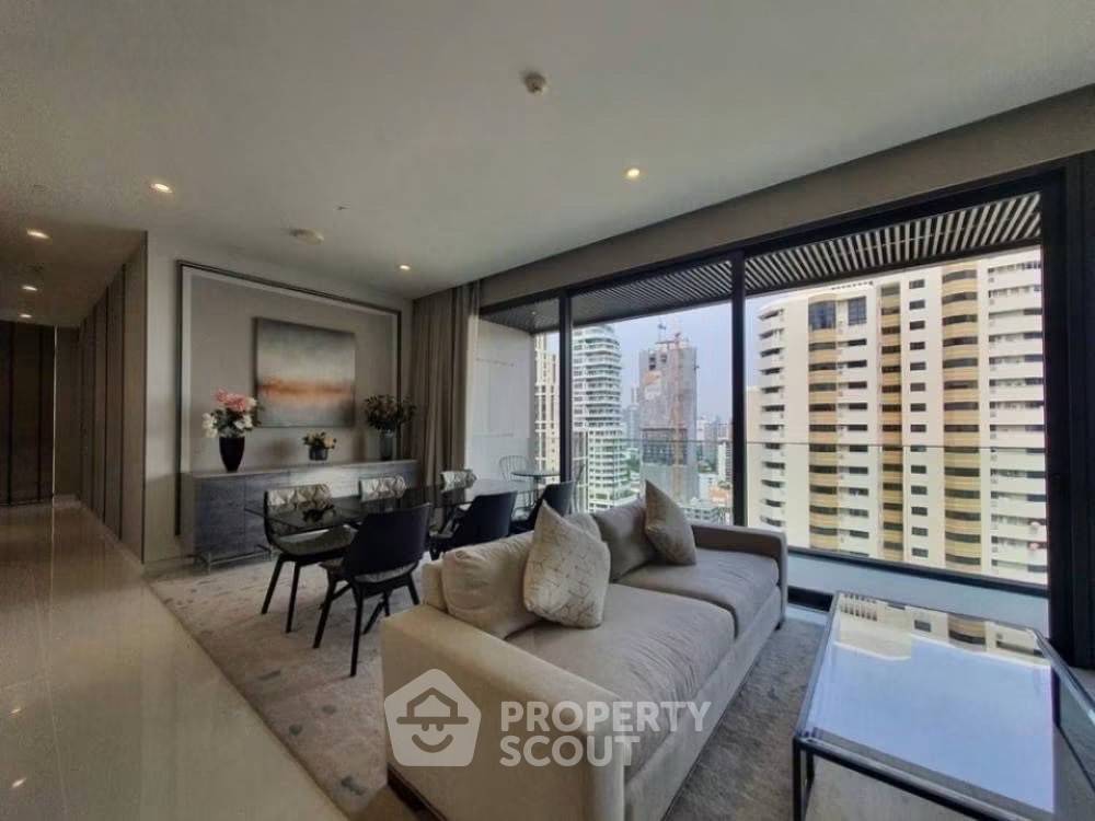 รูป ใกล้ BTS พร้อมพงษ์ 100 ม. 2 ห้องนอน ชั้นสูง Vittorio Sukhumvit 39 (ID 3074326) - รูปที่ 2/10