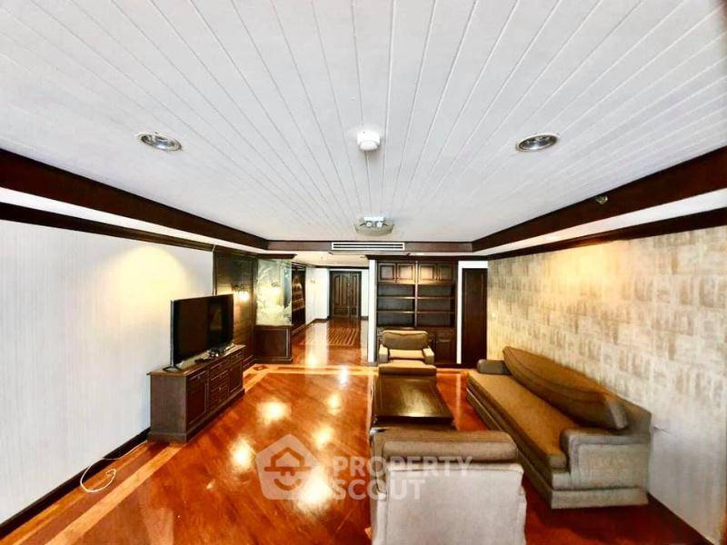 picture 29th-Floor 3-BR 280 Sqm Las Colinas 100m To BTS Asoke (ID 2834521) - 1/4