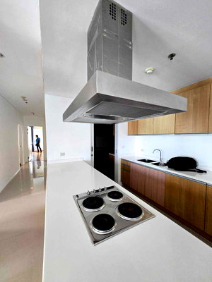 คอนโดให้เช่า : LTH16242 - Luxury Condo FOR RENT Villa Asoke | 312.8 sq.m. | 4 Beds | 6 Baths + Maid Room | High Floor | MRT Phetchaburi | 180K/Month
