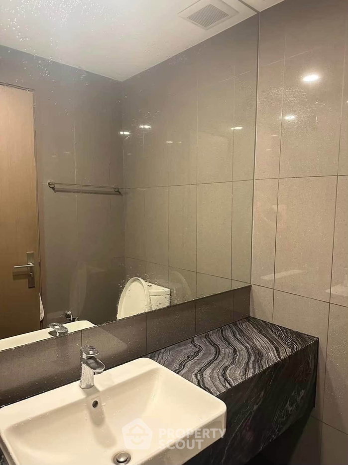 picture 1-BR Condo at Ashton Chula Silom near MRT Sam Yan (ID 3333119) - 12/14