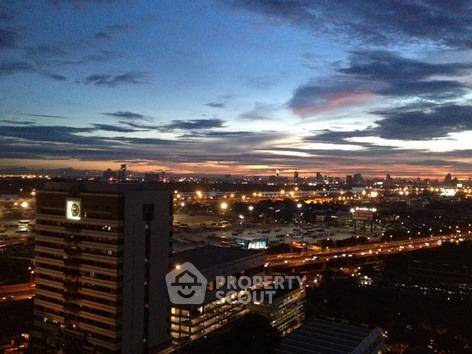 รูป คอนโด 1-ห้องนอน ที่ คอนโด ลุมพินี เพลส พระราม 4 - กล้วยน้ำไท ใกล้ BTS เอกมัย (ID 511280) - รูปที่ 4/5