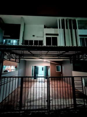 Townhouses for rent Nonthaburi :  Rent CITY SENSE RATTANATHIBET 16000