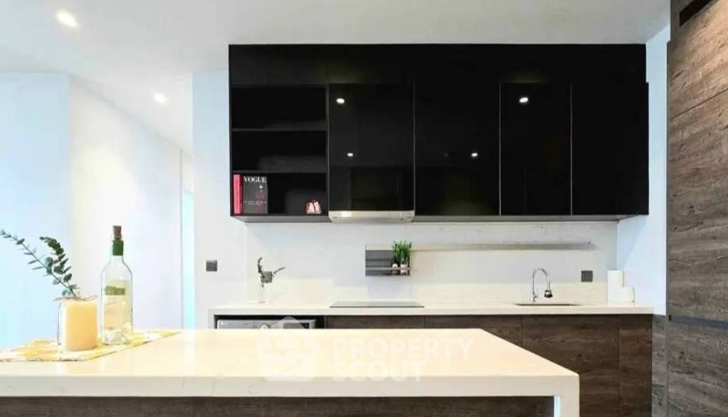 picture 2-BR Condo At Muniq Langsuan Near BTS Ratchadamri (ID 2995890) - 5/12