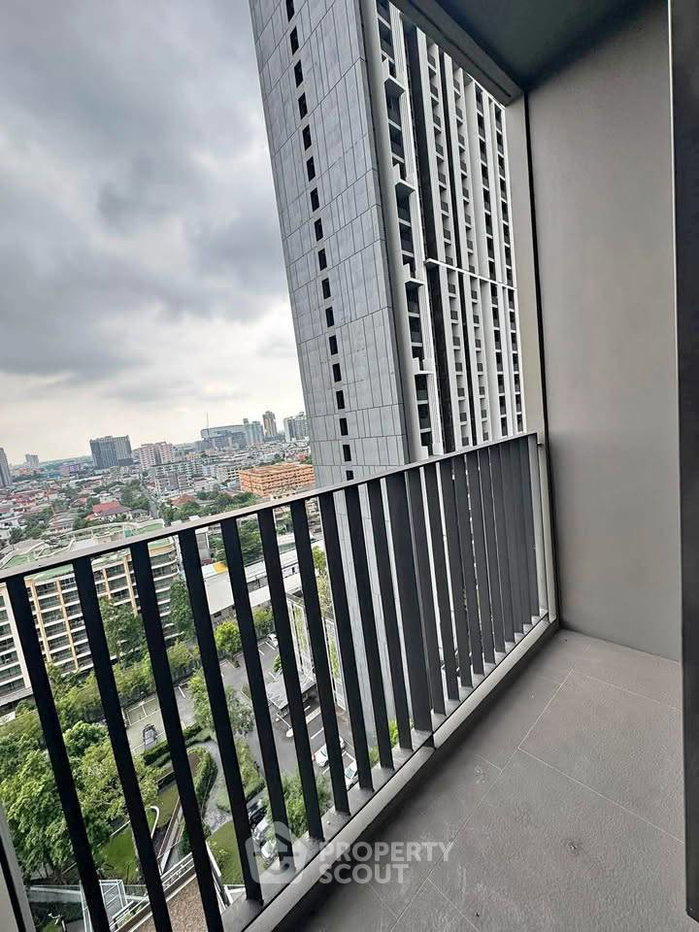 รูป คอนโด 1 ห้องนอน Whizdom Essence Sukhumvit ใกล้ BTS ปุณณวิถี (ID 3331839) - รูปที่ 1/14