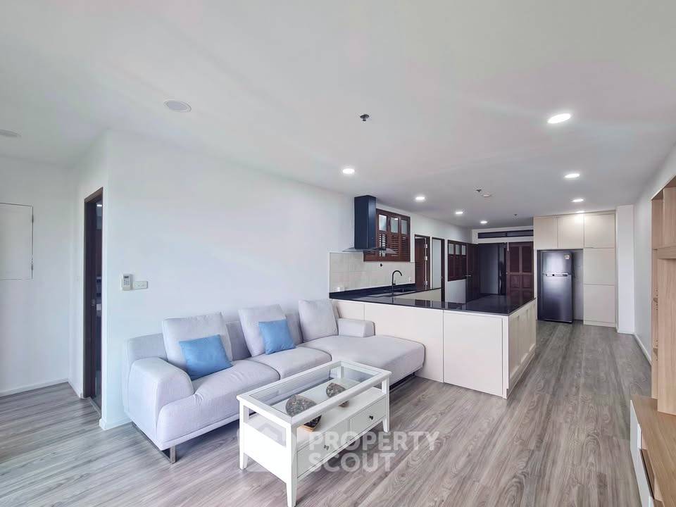 picture 15th-Floor 3-BR Thew River Place Condominium Near MRT Sirindhorn (ID 3081347) - 1/27