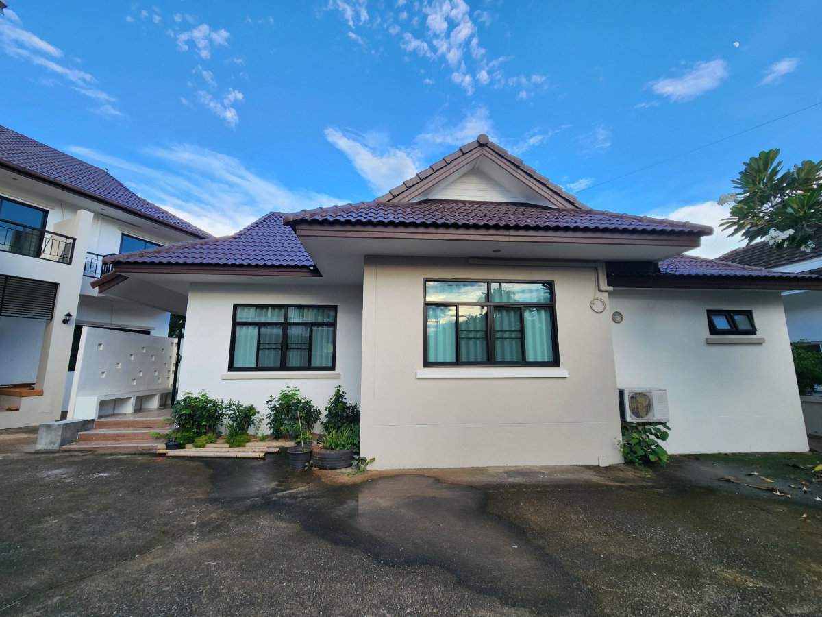 picture Single-Storey House for Rent in San Sai Noi — Only THB 19,000/month - 15/15