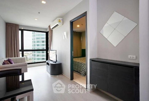 1-BR Condo at Rhythm Sukhumvit 44/1 near BTS Phra Khanong (ID 3332820)