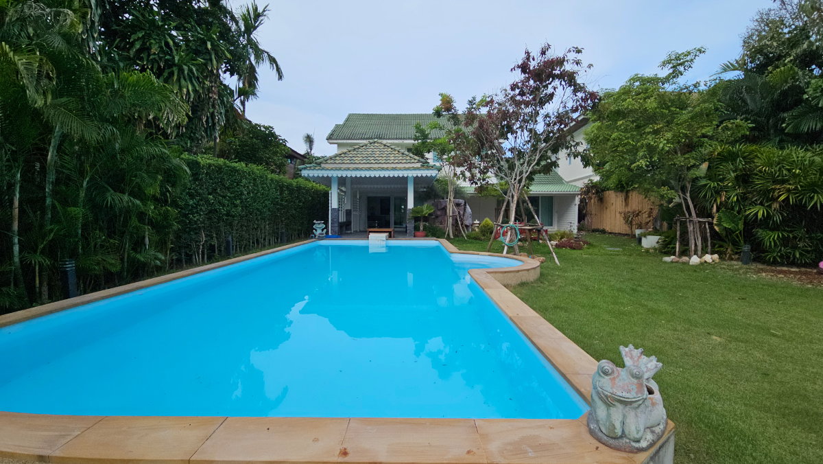 picture 🏡 FOR RENT 🏡 Palm Hill Estate · Luxury Villa - 11/30