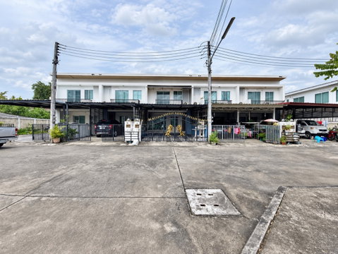 HOT SALE!! 2-Story Townhome in Kankanok Town 2 (Next to Makro Mae Rim), 3bedrooms