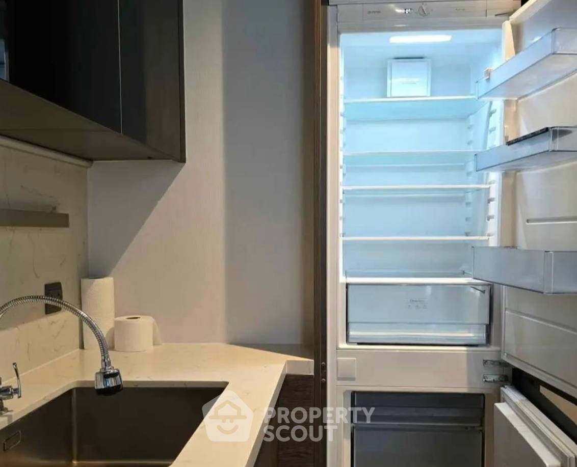 picture 2-BR Condo At Muniq Langsuan Near BTS Ratchadamri (ID 2995890) - 9/12