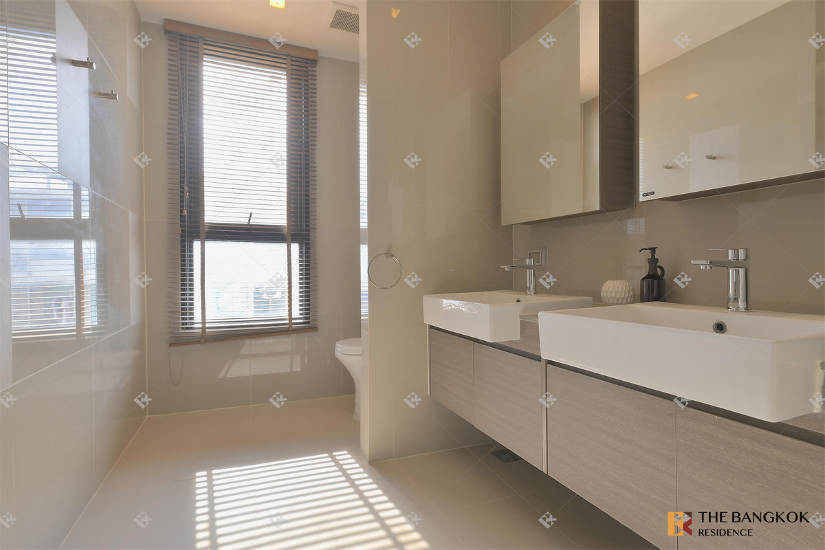 picture Quinn Condo Ratchada Comfortable and Ready to Move-in near MRT Sutthisan Station - 4/10