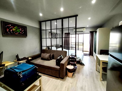 ขายคอนโด : Studio Condo for Sale Pattaya Hill Resort Pratumnak Pattaya