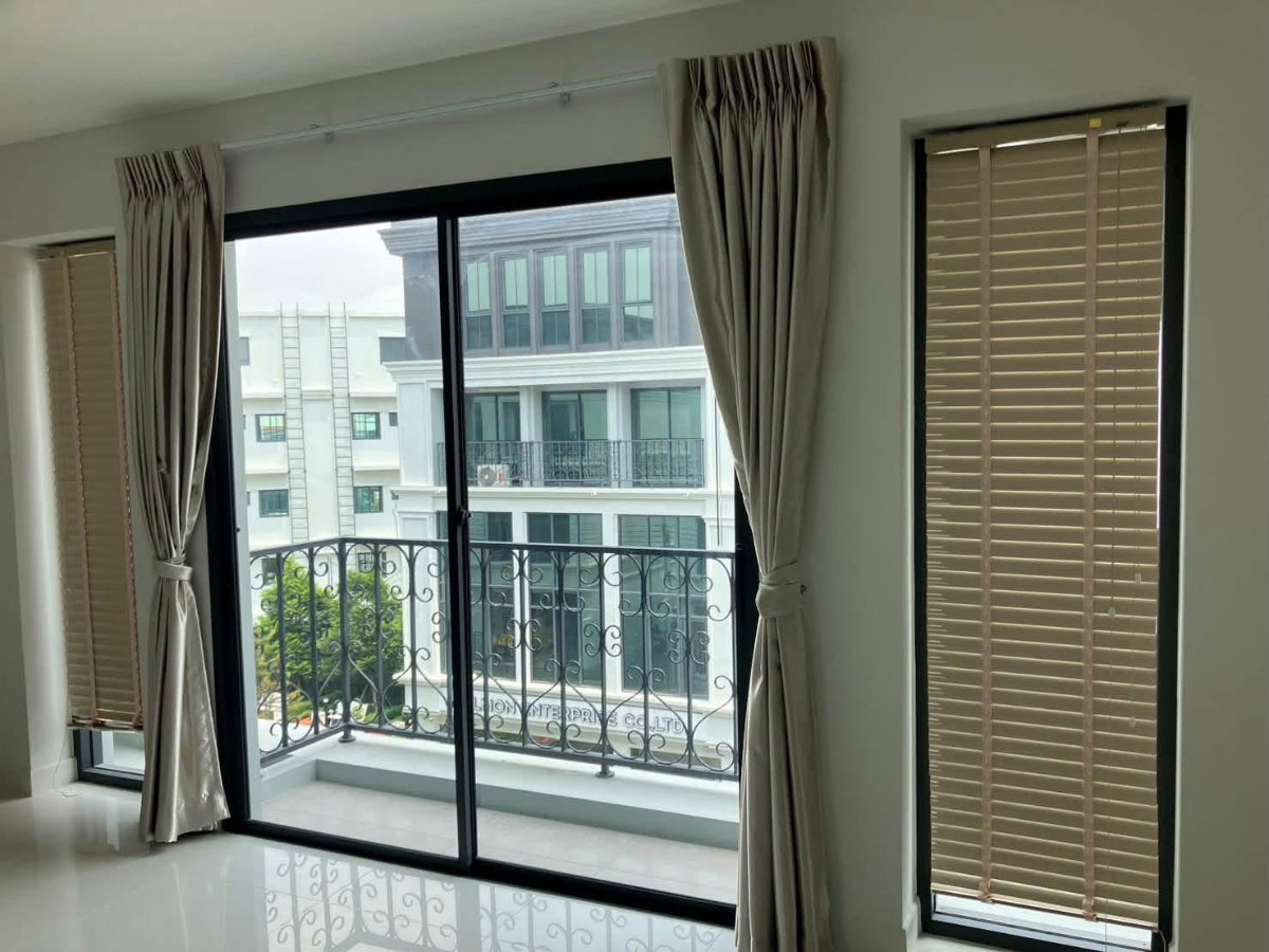 รูป LTHC162330 - Home Office FOR RENT The Master Onnut–Pattanakarn | 200 sq.m. | 4.5 Floors | Private Elevator | 65K/Month - รูปที่ 4/5