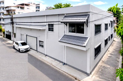 Houses for rent BTS Sai Yud : 			Phahonyothin50-54 SaiMai 4bed BTS SaphanMai 898m. North Bangkok University  6Parking 2-story house f          