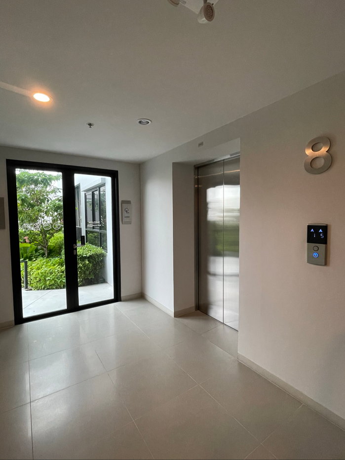 picture Fully furnished with free Wi-Fi condominium - 10/17
