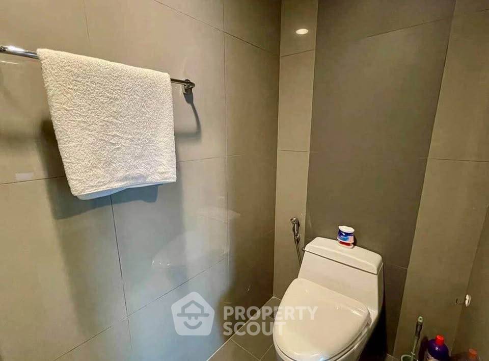picture 1-BR Condo at The Crest Sukhumvit 34 near BTS Thong Lor (ID 3333380) - 10/10