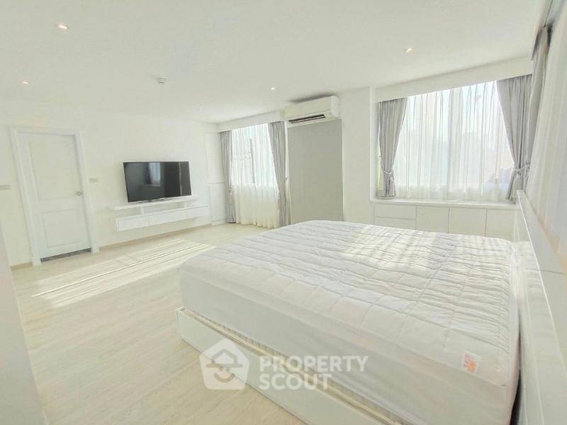 picture 2-BR Condo at Silom Condominium near BTS Sala Daeng (ID 2834400) - 3/7