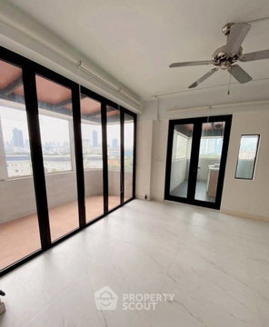 2-BR Sun Palace Condominium In Bang Kapi, Huai Khwang (ID 3333577)