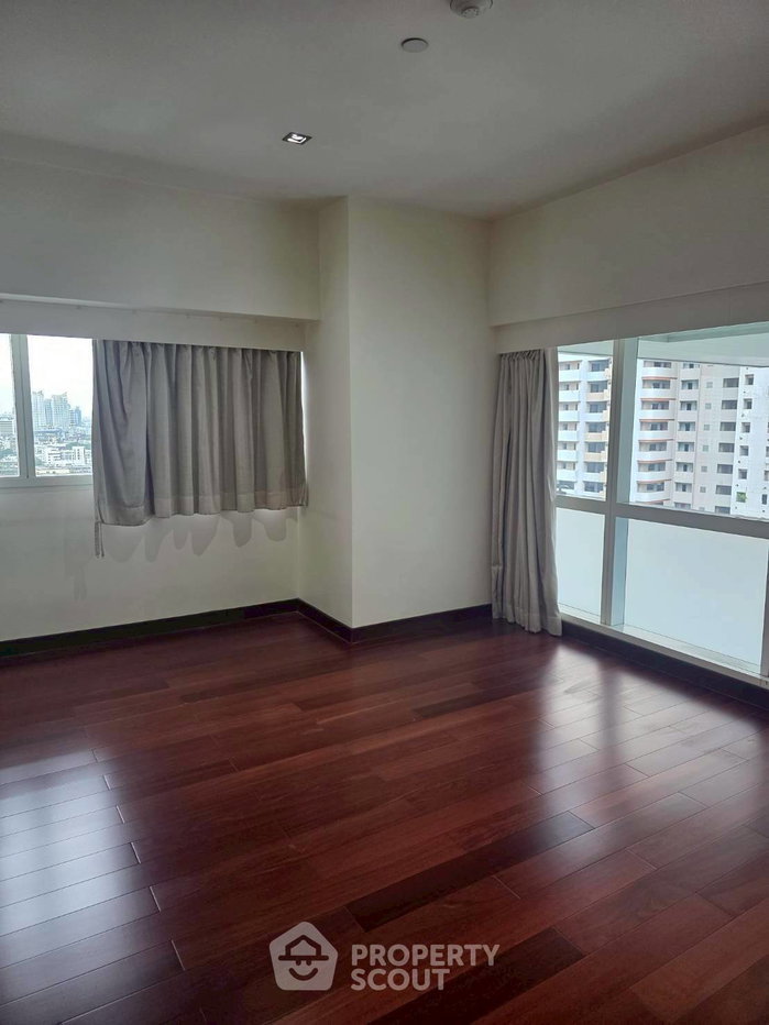 picture 384 Sqm 3-BR At Le Raffine Jambunuda Sukhumvit 31 Near BTS Phrom Phong (ID 3097029) - 3/20