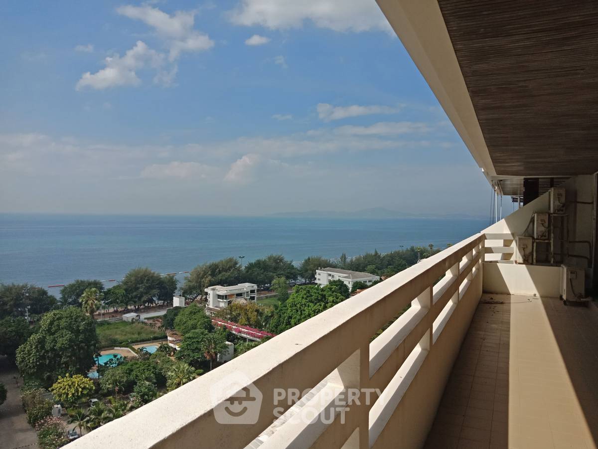 รูป คอนโด 3 ห้องนอน ขนาด 180 ตร.ม. Grand Condotel Jomtien (ID 1533810) - รูปที่ 4/5