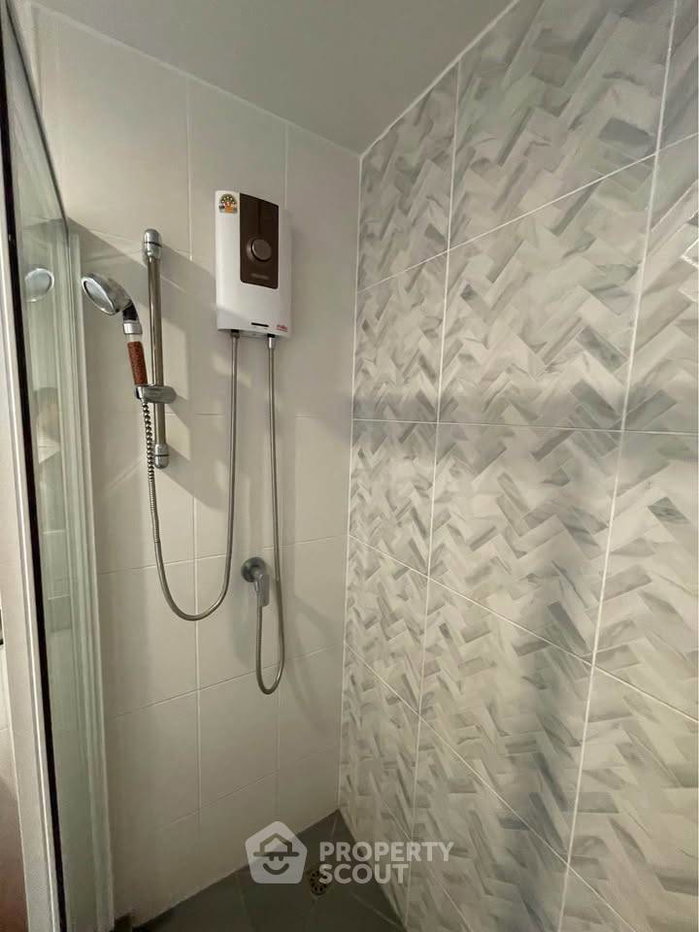 รูป คอนโด 1 ห้องนอน ที่ Regent Home Bangna ใกล้ BTS บางนา (ID 3331829) - รูปที่ 7/11