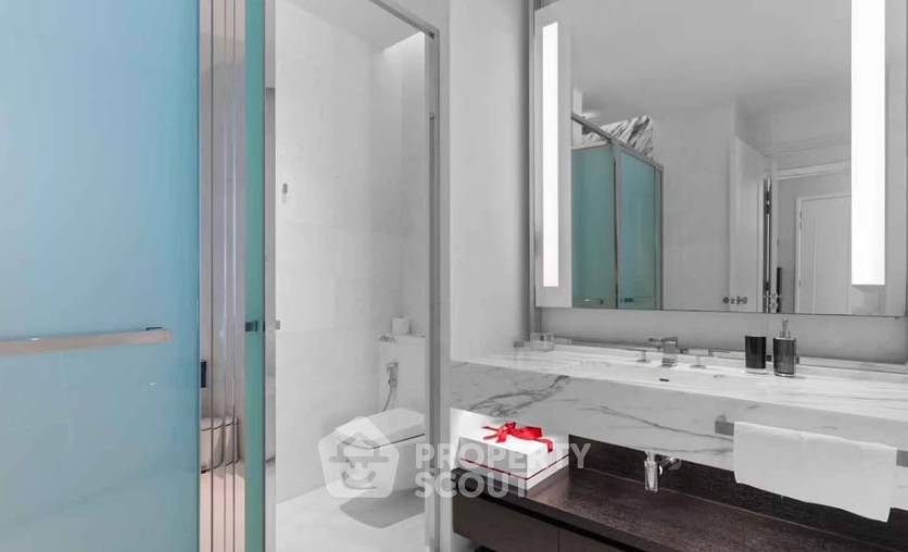 รูป ห้อง 2 ห้องนอน ชั้น 45 Four Seasons Private Residences Bangkok ใกล้ BTS สะพานตากสิน (ID 3331388) - รูปที่ 2/8