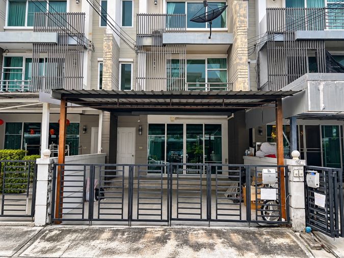 3-bed townhouse for rent, 162 sqm, 20 sq wah, Town Avenue Rama 9