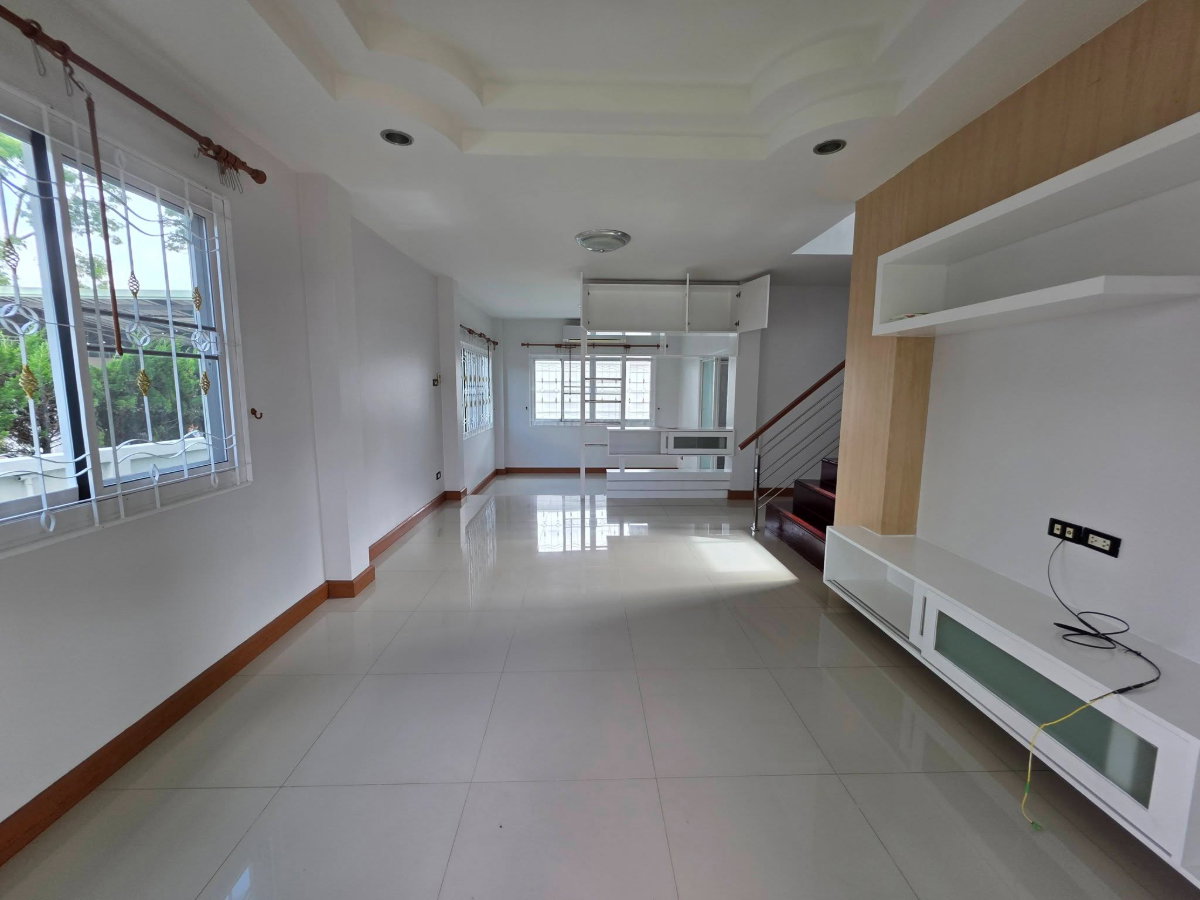 รูป ขายบ้านเดี่ยว 2 ชั้น ทำเลท่าวังตาล สารภี เชียงใหม่ ราคา 3.7 ล้านบาท #CSRP101310 - รูปที่ 2/20
