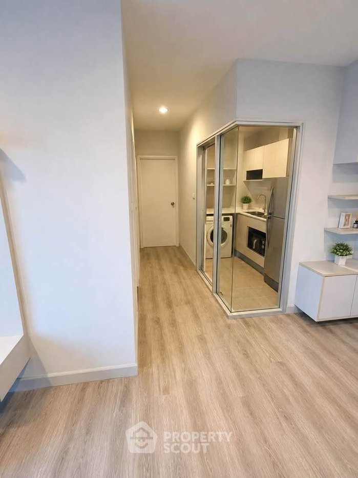 รูป ห้องชุด 2 ห้องนอน ชั้น 28 Centric Sea Pattaya พัทยากลาง (ID 3332985) - รูปที่ 2/10