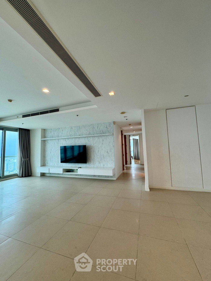 รูป คอนโด 3-ห้องนอน ที่ เดอะ ริเวอร์ คอนโดมิเนียม ใกล้ BTS สะพานตากสิน (ID 3251078) - รูปที่ 3/20