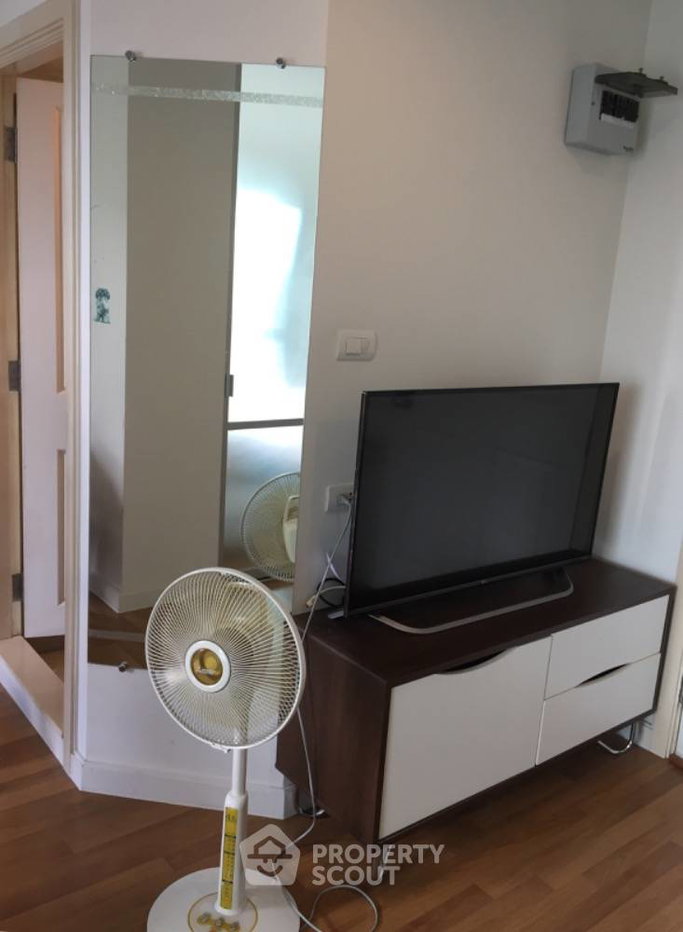 picture 1-BR Condo at Lumpini Place Ratchayothin near BTS Ratchayothin (ID 1395360) - 5/14