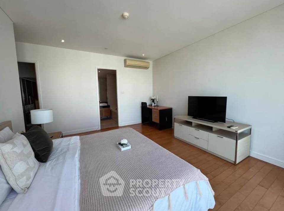 picture 2-BR Condo at Fullerton Sukhumvit near BTS Ekkamai (ID 3335927) - 16/25