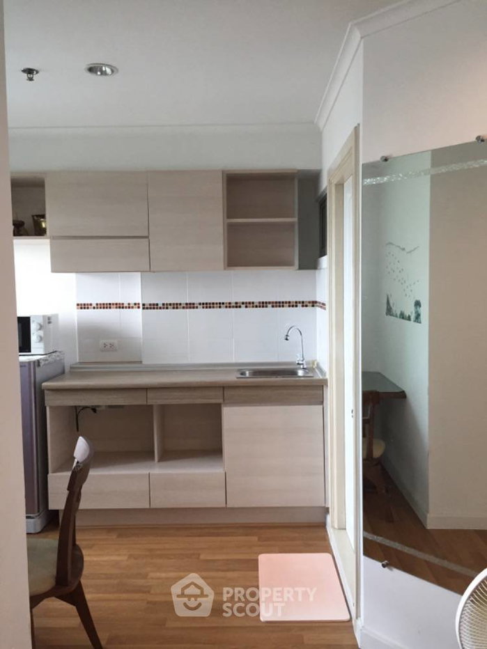 picture 1-BR Condo at Lumpini Place Ratchayothin near BTS Ratchayothin (ID 1395360) - 6/14