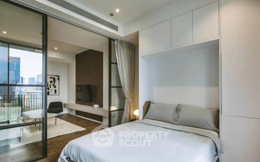 picture 2-BR Condo For Rent At Muniq Langsuan By BTS Ratchadamri (ID 3220754) - 3/7