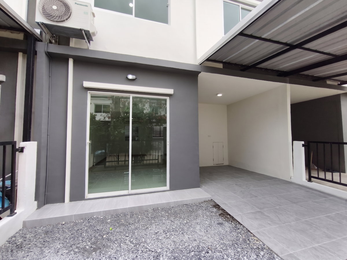 รูป 🏡 รีโนเวทใหม่ทั้งหลัง ✨ ไลโอ บลิสซ์ บางนา - สุวรรณภูมิ | 3 ห้องนอน ฟังก์ชันครบ 💰 1,790,000 บาท - รูปที่ 7/19