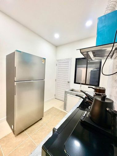 5-bed house for rent, 200 sqm, 50 sq wah, Baan Huai Kwang-Sutthisan