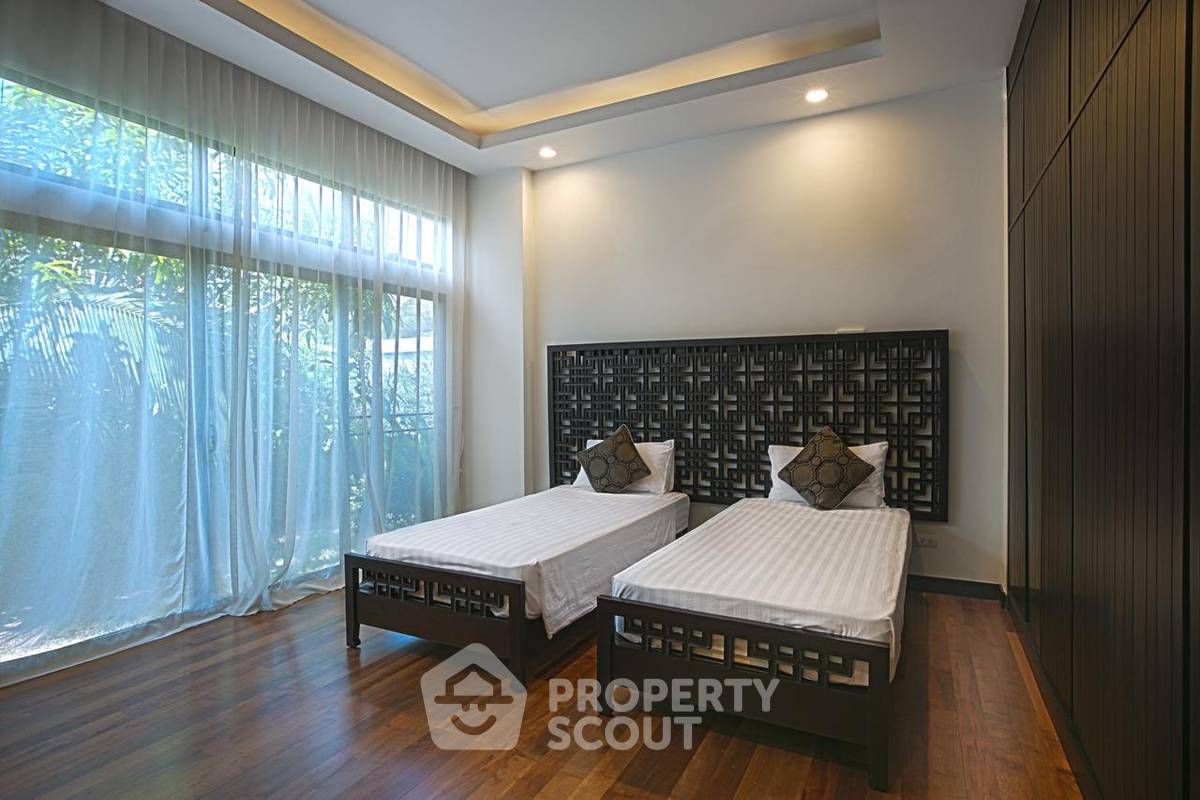 รูป วิลล่าสามห้องนอนขนาด 350 ตร.ม. ขายในลากูน่า ภูเก็ต (ID 792018) - รูปที่ 14/15