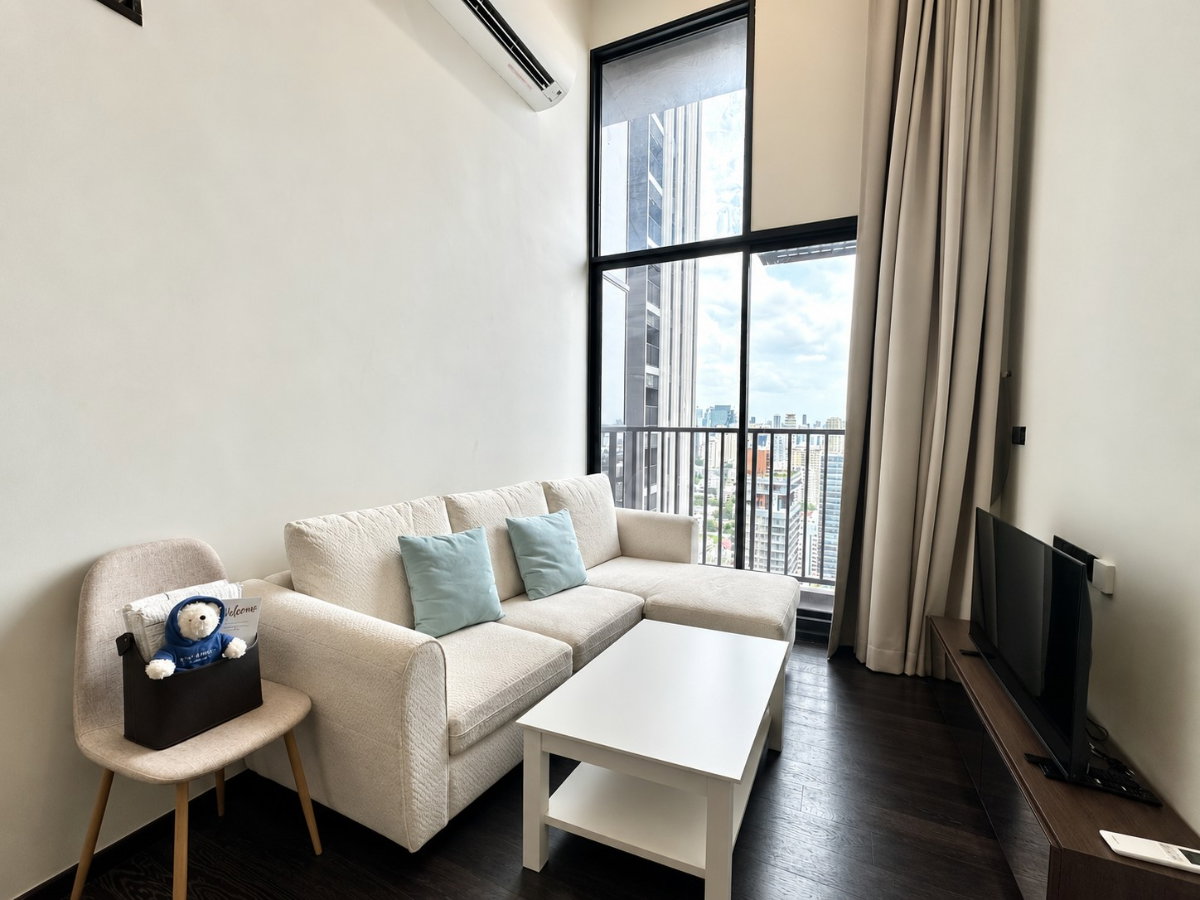 รูป 💥 [ 𝐏-𝟏𝟎𝟑𝟗𝟓 ] FOR RENT : Park Origin Thonglor ห้องสวย Duplex เพดานสูง วิวเมืองสุดปัง! 𝟑𝟗,𝟎𝟎𝟎 บาท/ด. | Line @easycondoplus | 099-229-6397 - รูปที่ 1/12