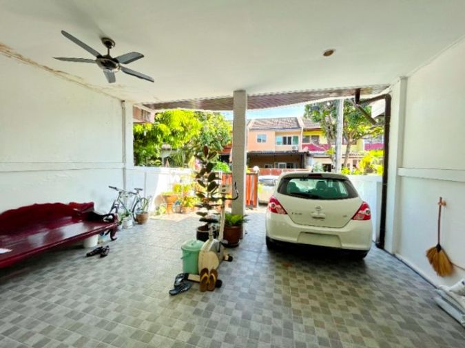 ให้เช่าทาวน์โฮม 3 ห้องนอน 120 ตร.ม. 30 ตร.ว. เขตสะพานสูง