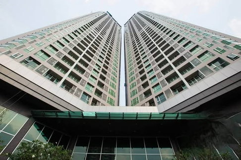 AA681873 | 1Bed | 1Bath | BTS Saphan Taksin | 37sqm | THB 22,500/mo | Fl.12 — Rhythm Sathorn Condo Bangkok
