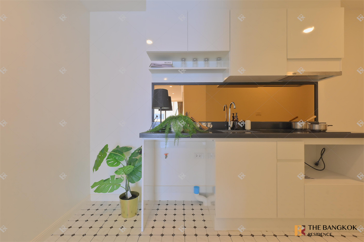 picture UP Ekamai Full-featured common area - 6/10