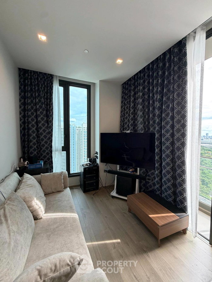 picture 30th-Floor 2-BR The Crest Park Residences Near MRT Phahon Yothin (ID 2992809) - 1/20