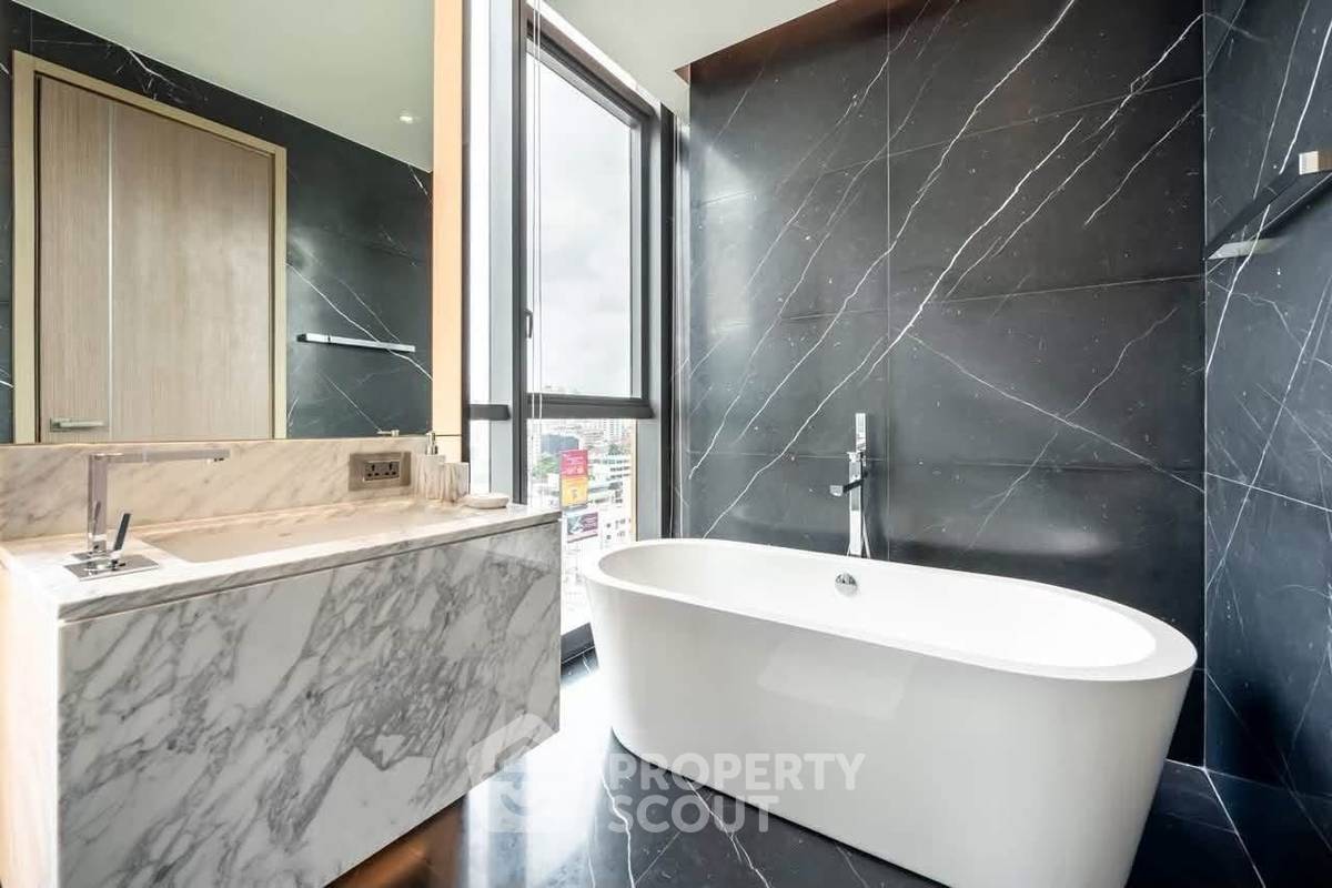 picture Spacious 2-BR 125 Sqm At The Monument Thonglo (ID 3336167) - 10/16