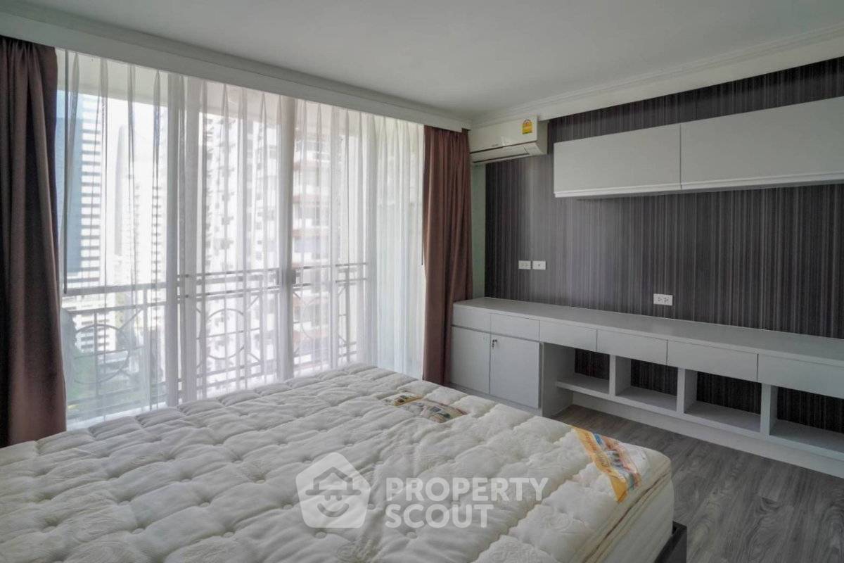 picture 16th-Floor 2-BR Asoke Place 300m To MRT Sukhumvit (ID 3306777) - 10/17
