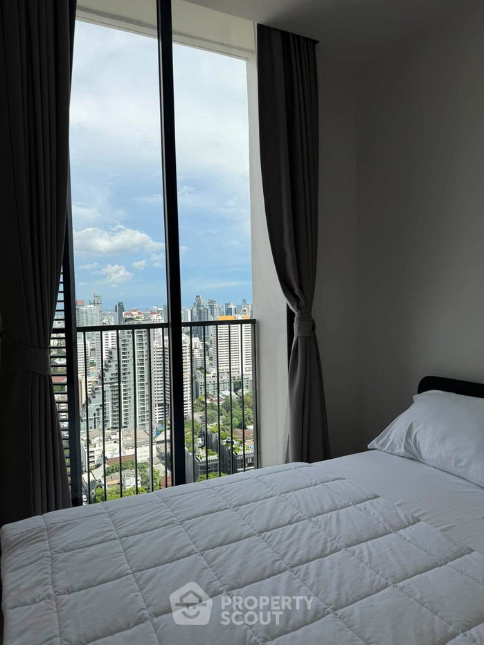 picture High-Floor 2-BR At Noble State 39 Near BTS Phrom Phong (ID 3336994) - 11/18