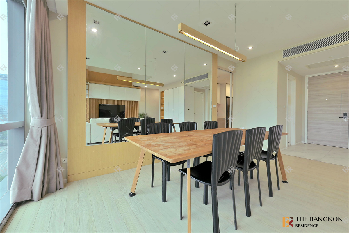 picture The Room Sukhumvit 21 Start Elevated Living at a Price Youll Love - 8/10