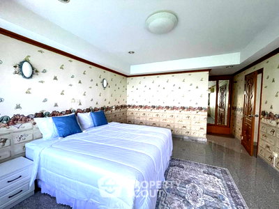 Condos for sale : 2-BR Condo at Condotel Cliff & Beach close to Cha-Am Beach (ID 3335872)
