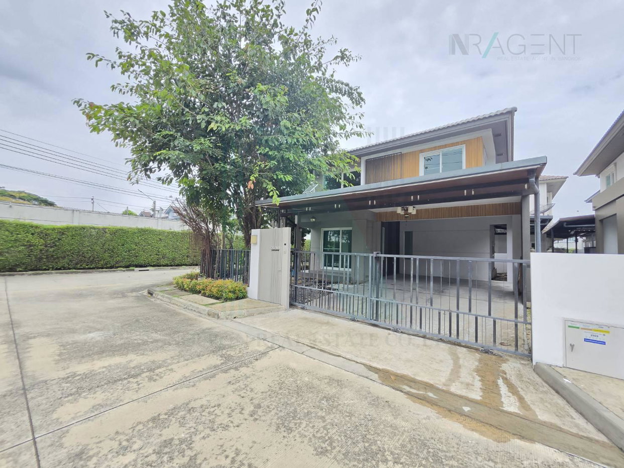 รูป ขายบ้านเดี่ยว โครงการ มัณฑนา ศรีนครินทร์-ร่มเกล้า 2 ชั้น 3 ห้องนอน 3 ห้องน้ำ - รูปที่ 1/8