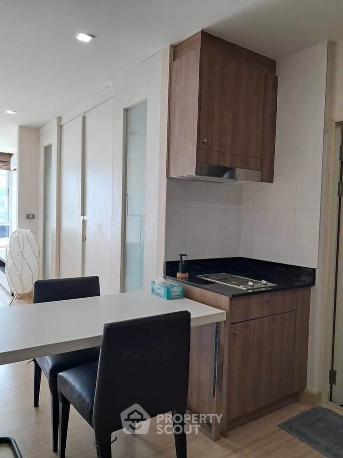 picture 1-BR Tree Condo Sukhumvit 42 Condominium Near BTS Phra Khanong (ID 2956898) - 2/4